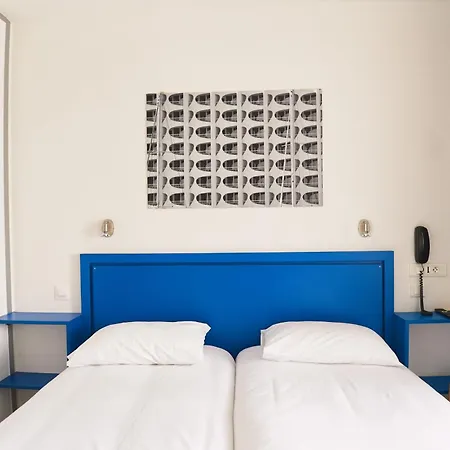 Les Rives Bleues Hotel