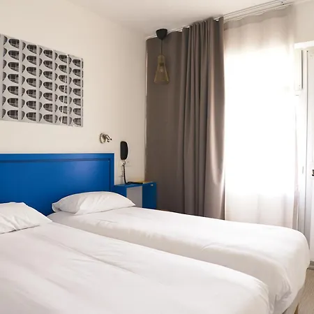 Les Rives Bleues Hotel