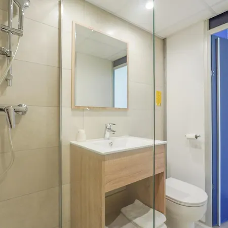 Les Rives Bleues Szálloda 2*