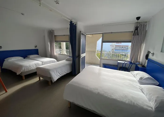 Les Rives Bleues Szálloda